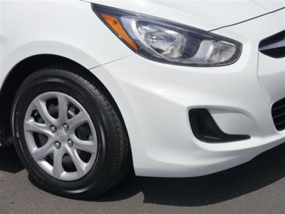 2012 Hyundai Accent  GLS