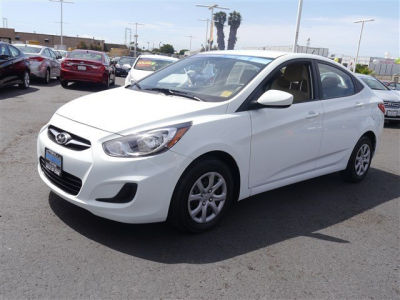 2012 Hyundai Accent  GLS