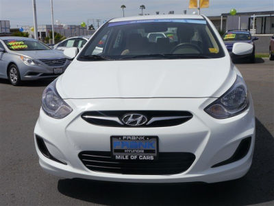 2012 Hyundai Accent  GLS