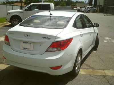 2012 Hyundai Accent  GLS