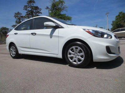 2012 Hyundai Accent  GLS