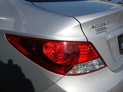 2012 Hyundai Accent  GLS