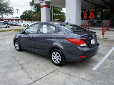 2012 Hyundai Accent  GLS