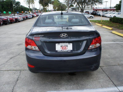 2012 Hyundai Accent  GLS