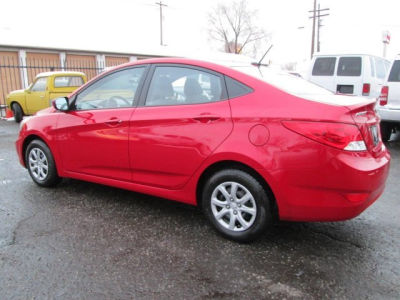 2012 Hyundai Accent  GLS