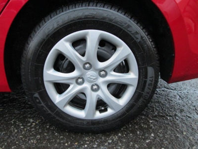 2012 Hyundai Accent  GLS