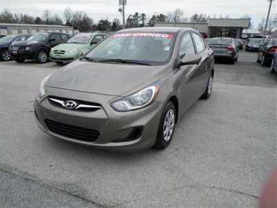 2012 Hyundai Accent  GLS
