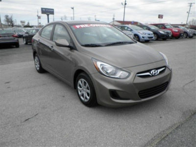 2012 Hyundai Accent  GLS