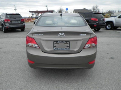 2012 Hyundai Accent  GLS