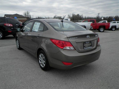 2012 Hyundai Accent  GLS
