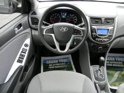 2012 Hyundai Accent  GS