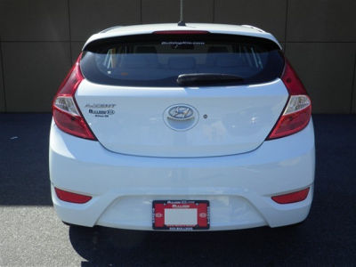 2012 Hyundai Accent  SE