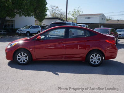 2012 Hyundai Accent  GLS