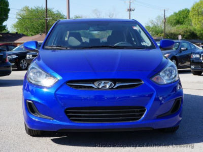 2012 Hyundai Accent  GLS