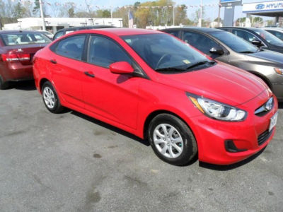 2012 Hyundai Accent  GLS