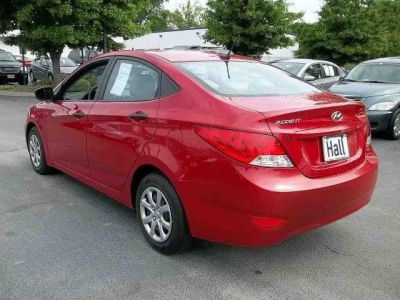 2012 Hyundai Accent  GLS