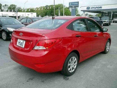 2012 Hyundai Accent  GLS