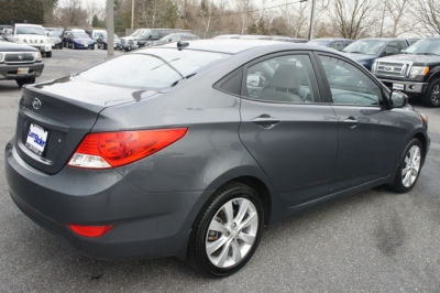 2012 Hyundai Accent GLS