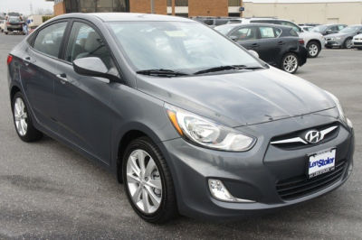 2012 Hyundai Accent GLS