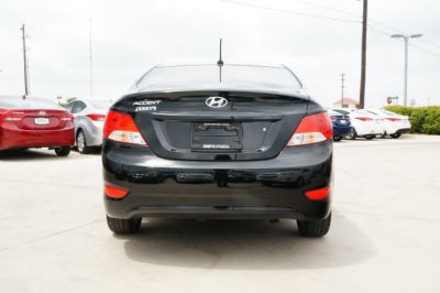 2012 Hyundai Accent  GLS