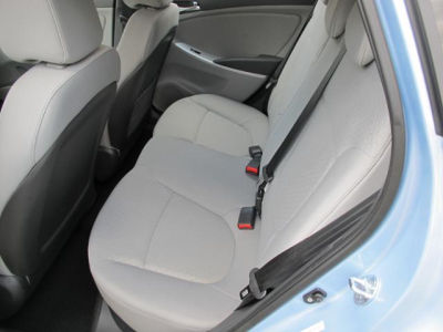 2012 Hyundai Accent SE