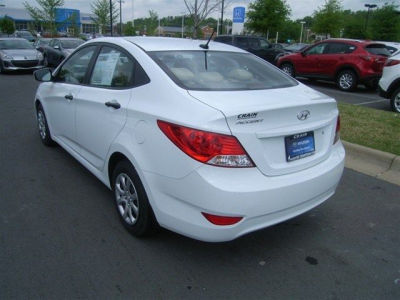 2012 Hyundai Accent GLS