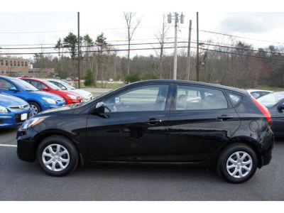 2013 Hyundai Accent  GS