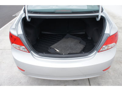 2012 Hyundai Accent  GLS