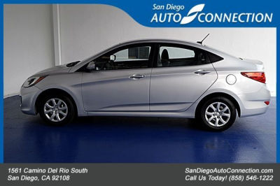 2012 Hyundai Accent  GLS
