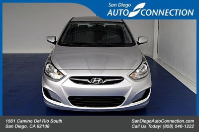 2012 Hyundai Accent  GLS