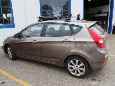 2012 Hyundai Accent  SE