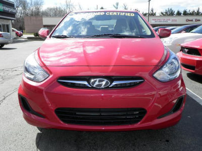 2012 Hyundai Accent  GLS