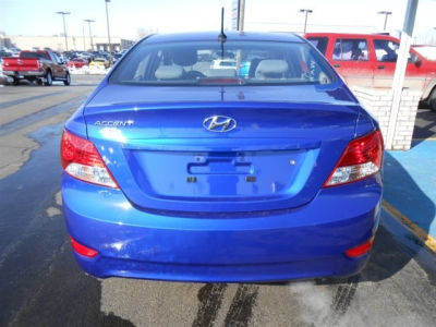 2013 Hyundai Accent GLS