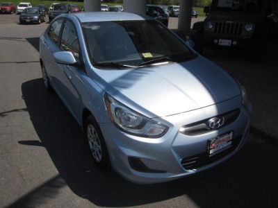 2012 Hyundai Accent  GLS