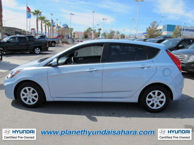 2012 Hyundai Accent  SE