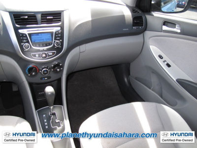 2012 Hyundai Accent  SE