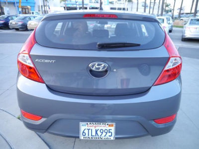 2012 Hyundai Accent  GS