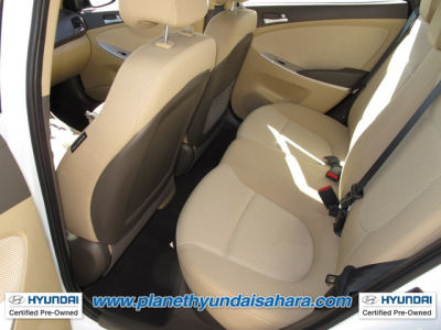 2012 Hyundai Accent  GLS