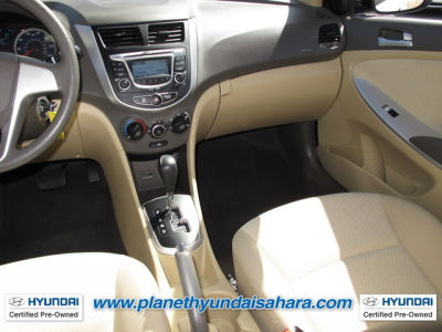 2012 Hyundai Accent  GLS