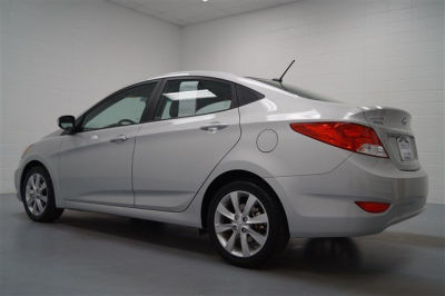 2013 Hyundai Accent  GLS
