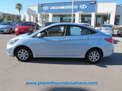 2012 Hyundai Accent  GLS