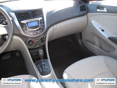 2012 Hyundai Accent  GLS