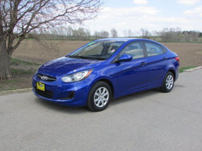 2012 Hyundai Accent  GLS
