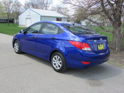 2012 Hyundai Accent  GLS
