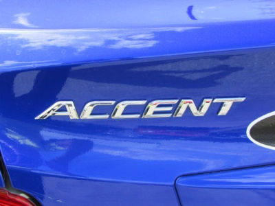 2012 Hyundai Accent  GLS