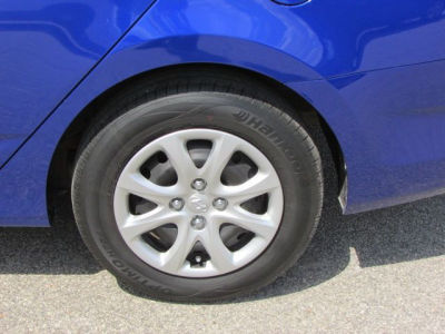 2012 Hyundai Accent  GLS