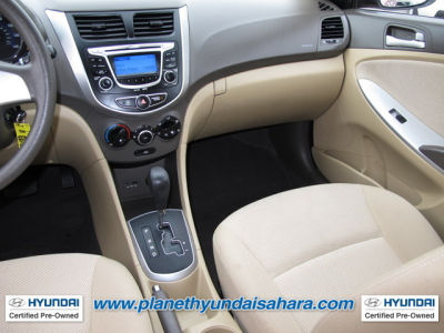 2012 Hyundai Accent  GLS