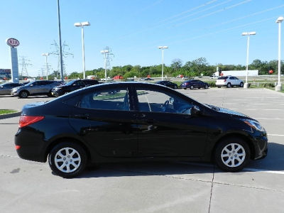2012 Hyundai Accent  GLS