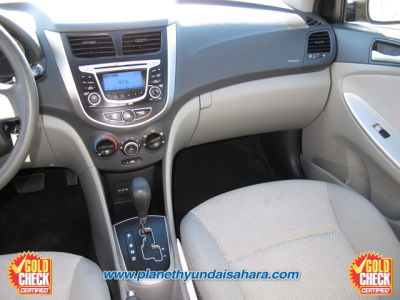 2012 Hyundai Accent GLS