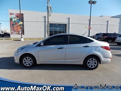 2012 Hyundai Accent  GLS